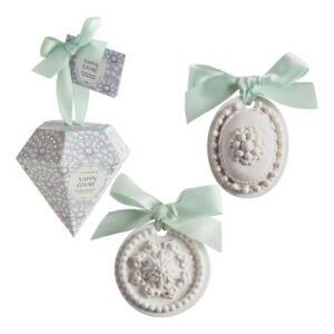 Surpresas com aroma de diamante - Férias peroladas - Pinho fosco