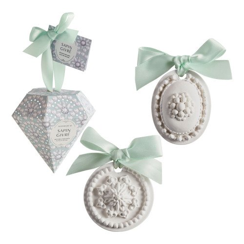 Surpresas com aroma de diamante - Férias peroladas - Pinho fosco